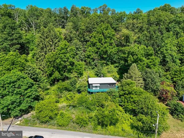 510 S WASHINGTON STREET, MT UNION, PA 17066