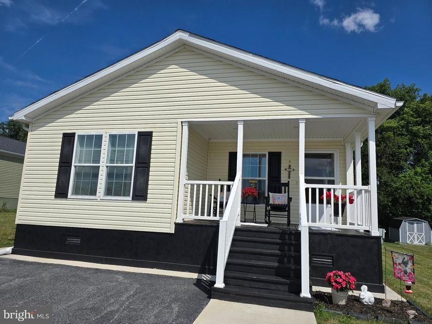 300 Oriole Drive, Carlisle, PA 17013 Main Photo