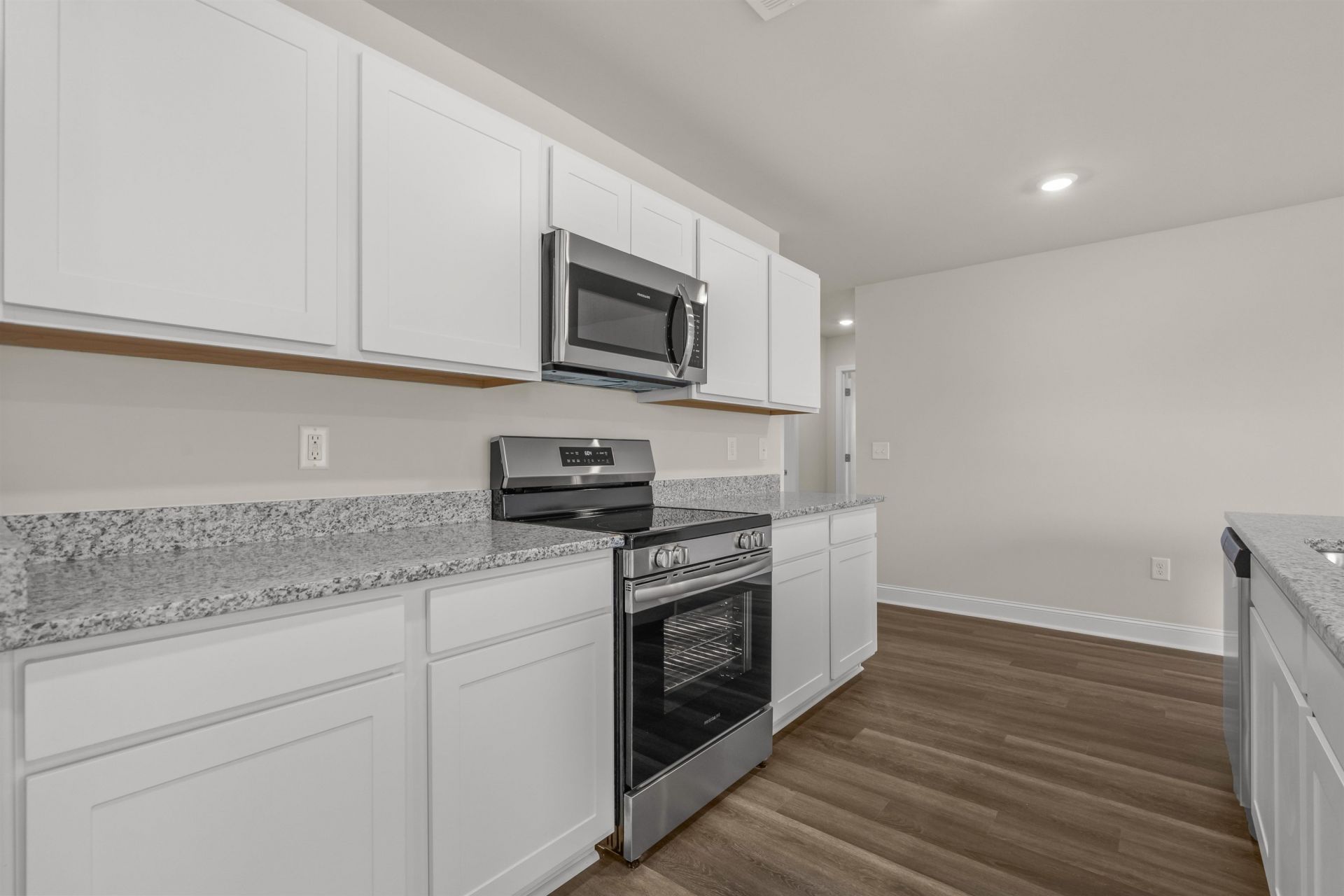 940 Caswell Dr. Photo 11