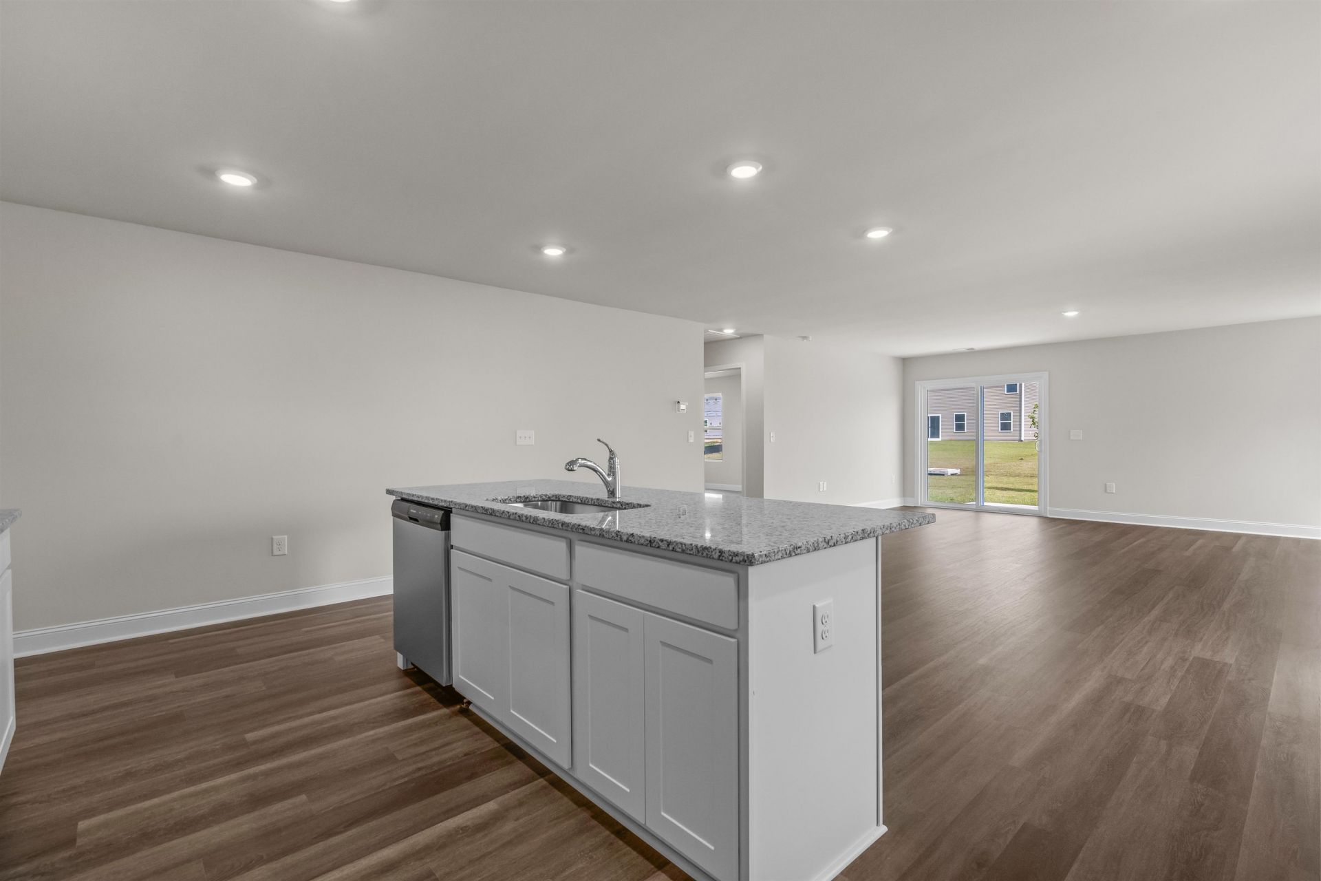 940 Caswell Dr. Photo 13