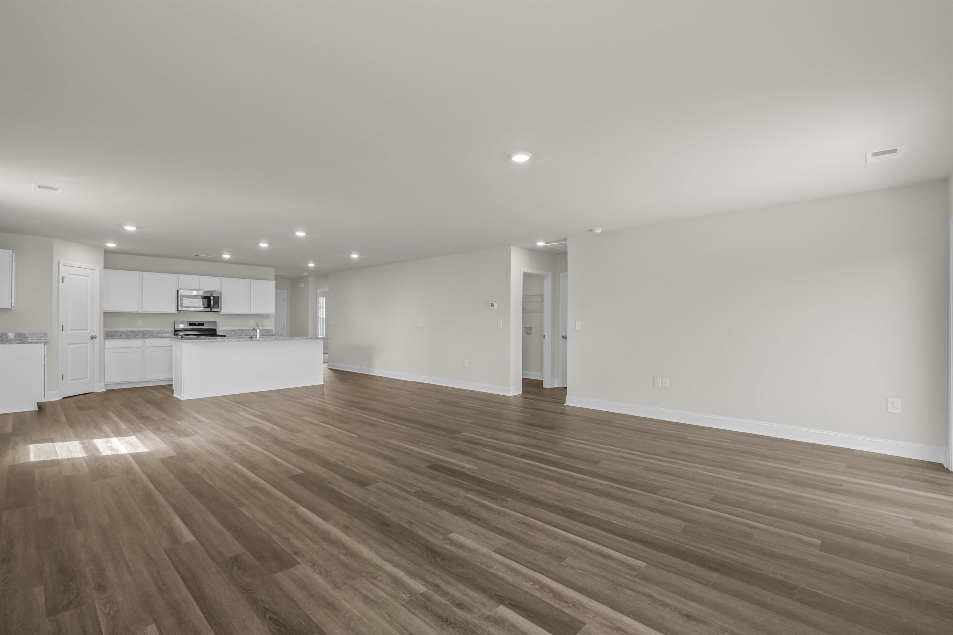 940 Caswell Dr. Photo 20