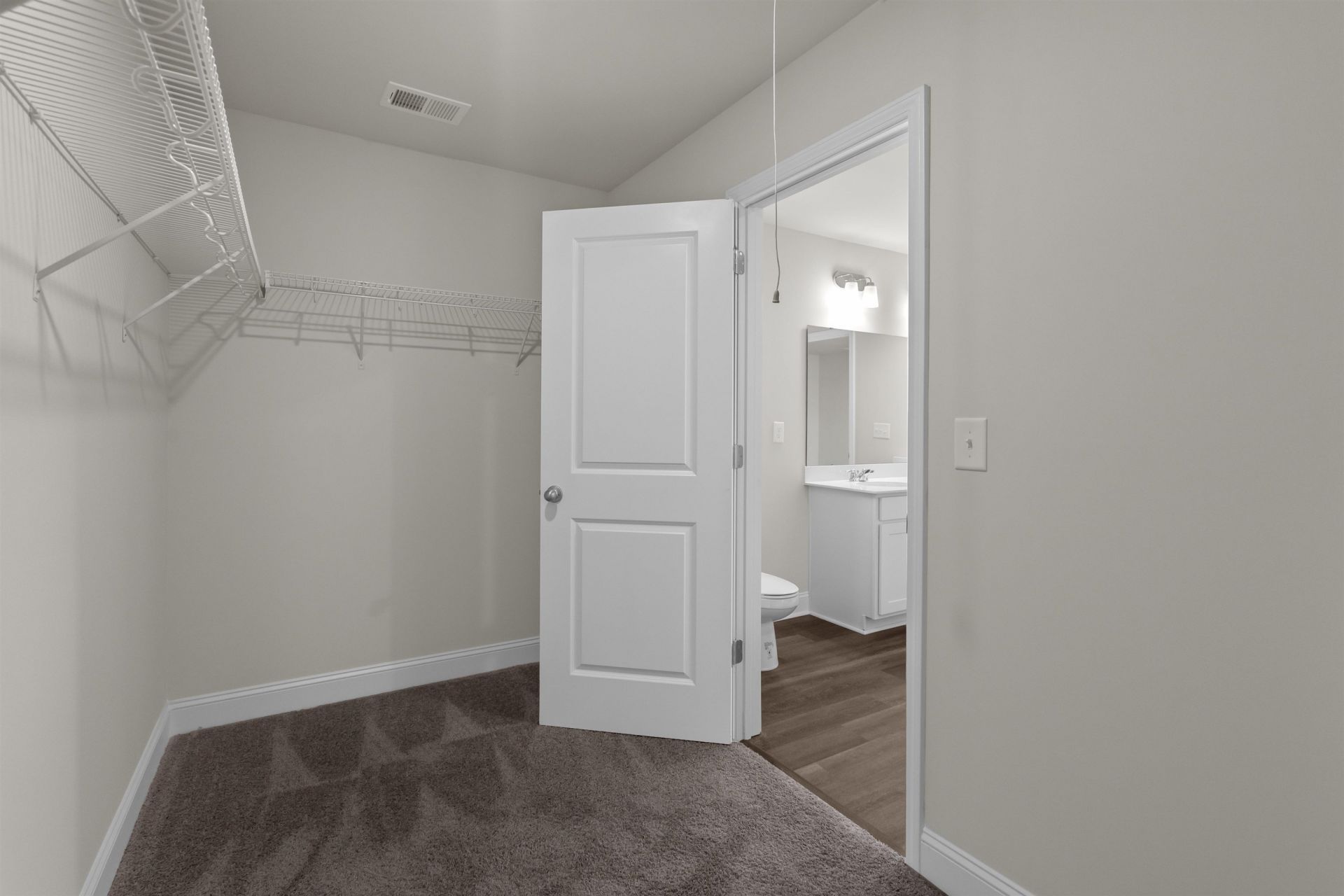 940 Caswell Dr. Photo 29