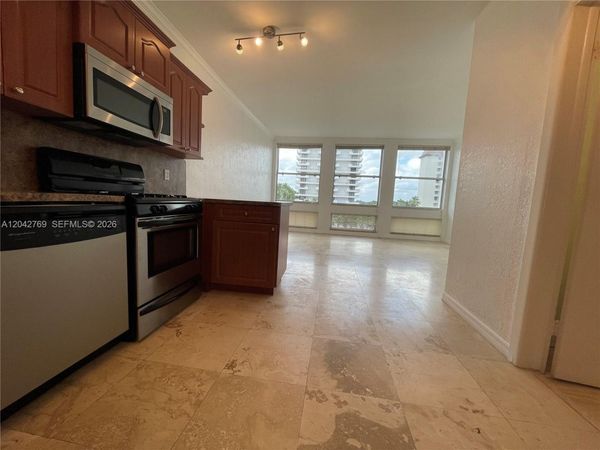 700 Biltmore Way , Unit 414, Coral Gables, FL 33134