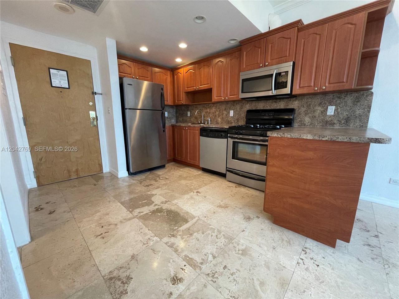 700 Biltmore Way, Unit 414, Coral Gables, FL 33134 Photo