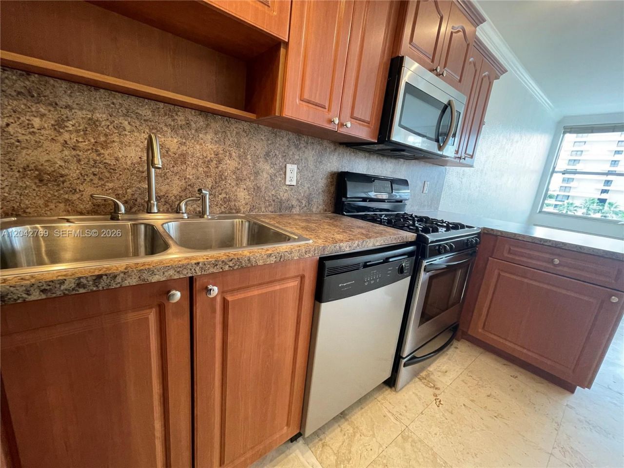 700 Biltmore Way, Unit 414, Coral Gables, FL 33134 Photo
