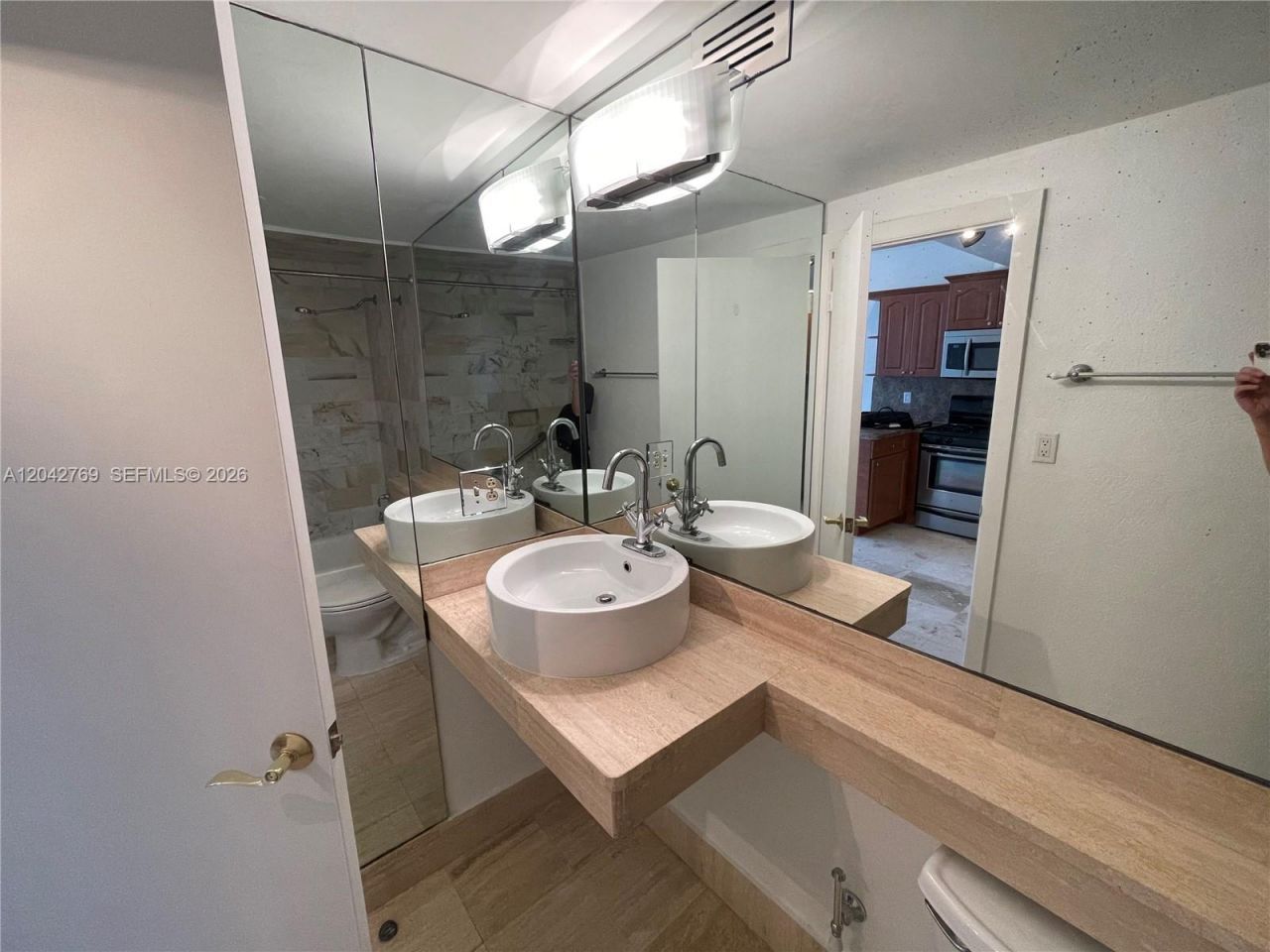 700 Biltmore Way, Unit 414, Coral Gables, FL 33134 Photo