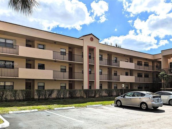 3400 Foxcroft Rd , Unit 215, Miramar, FL 33025