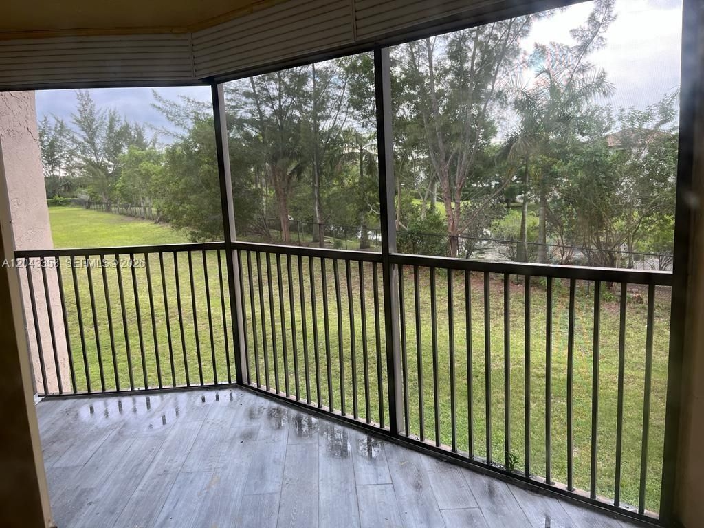 3400 Foxcroft Rd , Unit 215, Miramar, FL 33025 Photo