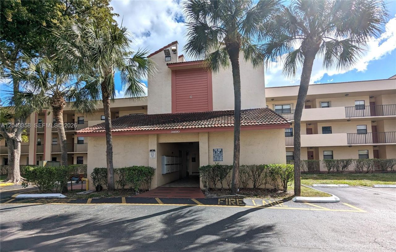 3400 Foxcroft Rd , Unit 215, Miramar, FL 33025 Photo