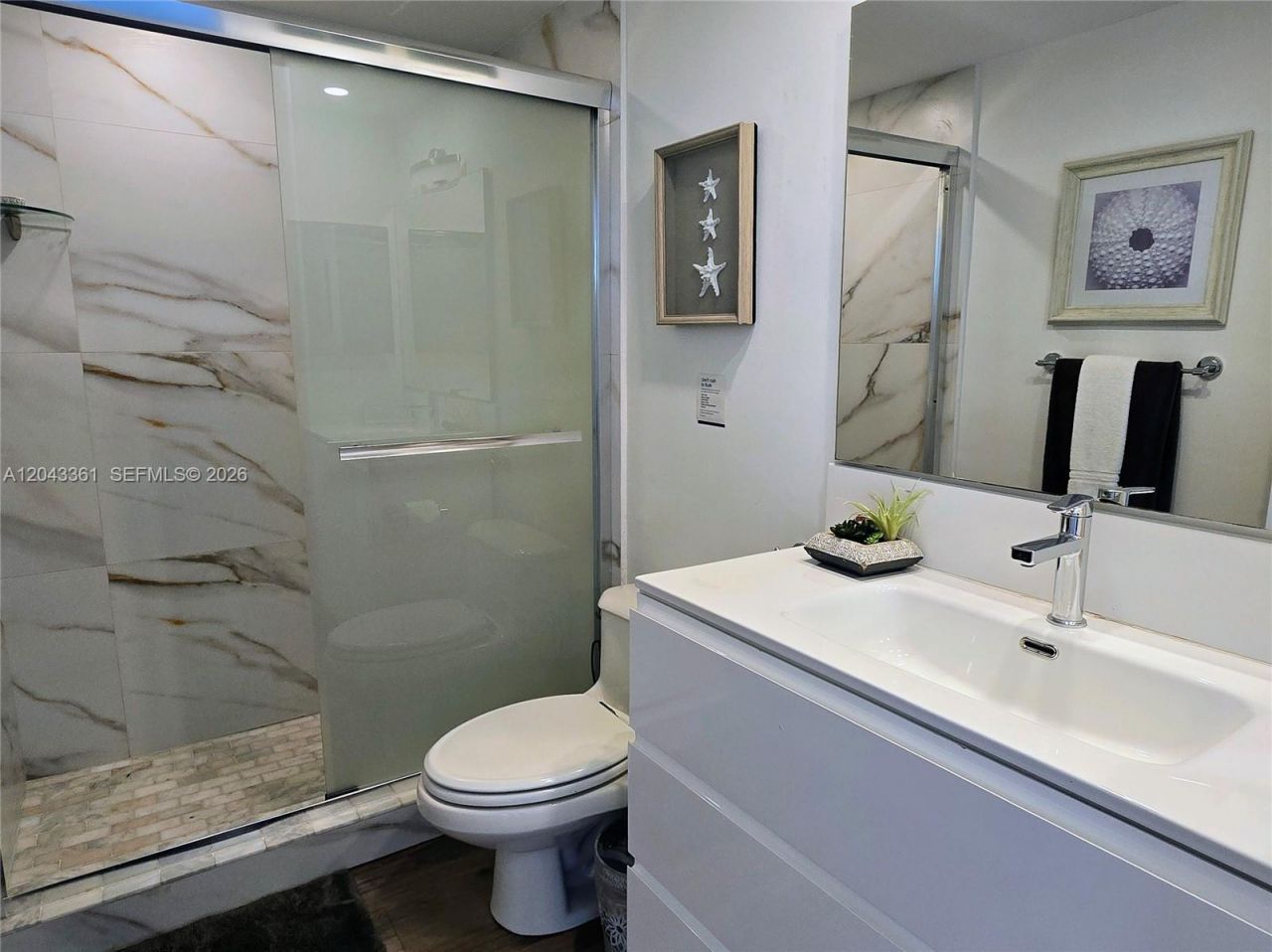 5601 Collins Ave, Unit 520, Miami Beach, FL 33140 Photo