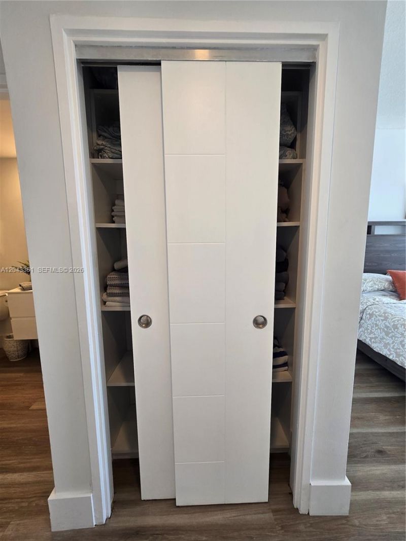 5601 Collins Ave, Unit 520, Miami Beach, FL 33140 Photo
