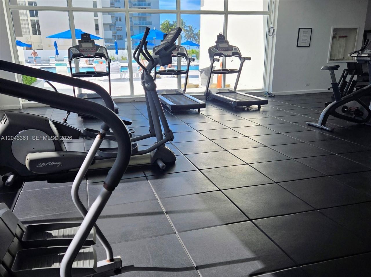 5601 Collins Ave, Unit 520, Miami Beach, FL 33140 Photo