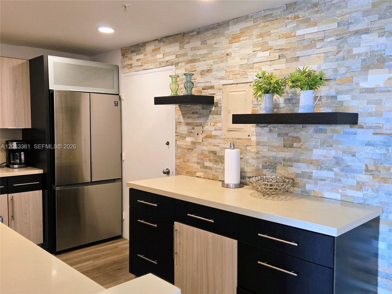 5601 Collins Ave, Unit 520, Miami Beach, FL 33140 Photo