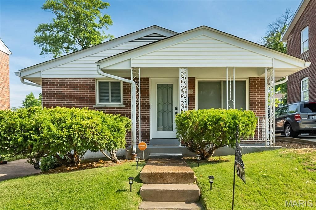 6719 Plymouth Avenue, University City, MO 63130 Main Photo