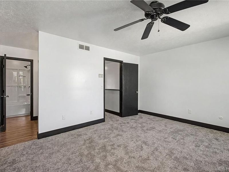 5562 Cobblegate Drive, Dayton, OH 45449 Photo 14