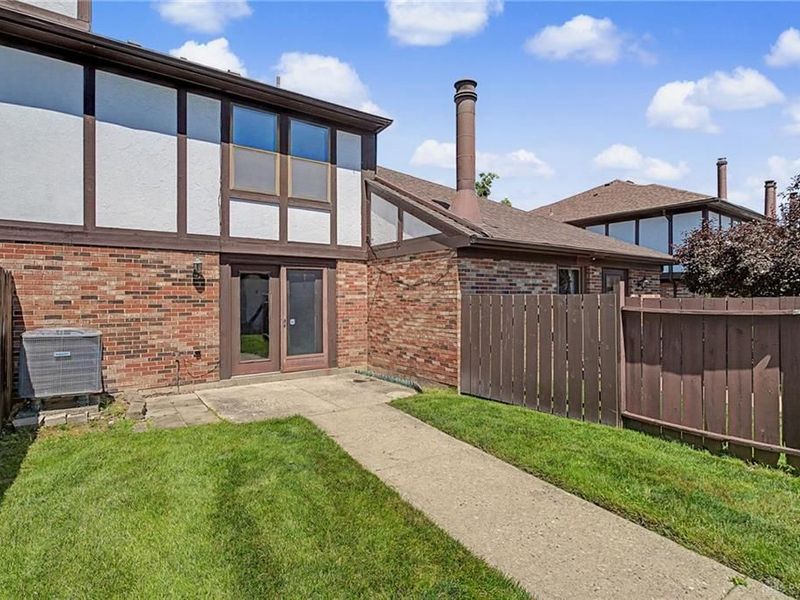 5562 Cobblegate Drive, Dayton, OH 45449 Photo 22