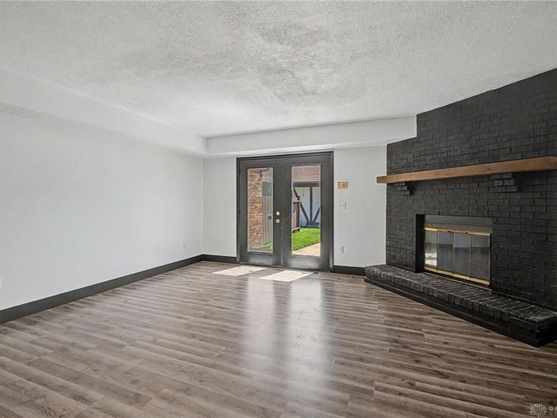 5562 Cobblegate Drive, Dayton, OH 45449 Photo 6