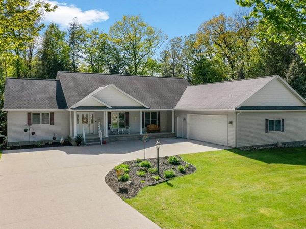 131 Indian Oaks Trail, Prudenville, MI 48651