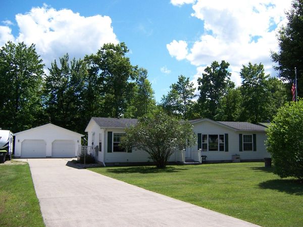 6607 Joann Drive, Roscommon, MI 48653