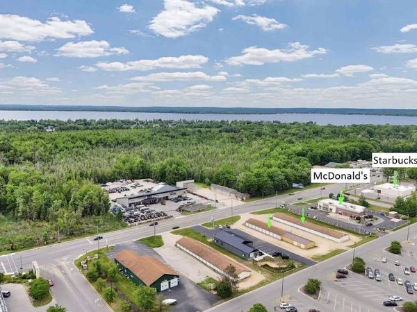 2070 W Houghton Lake Drive, Prudenville, MI 48651