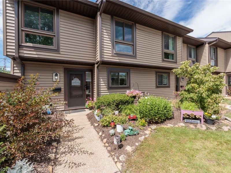 1135 Canyon View Road, Unit 101, Northfield, OH 44067 Photo 2