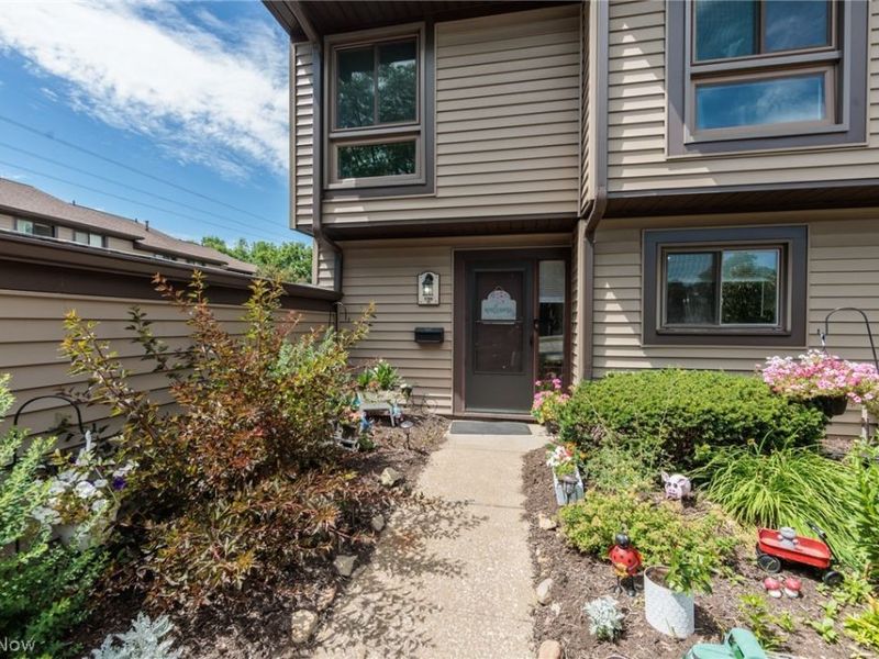 1135 Canyon View Road, Unit 101, Northfield, OH 44067 Photo 3