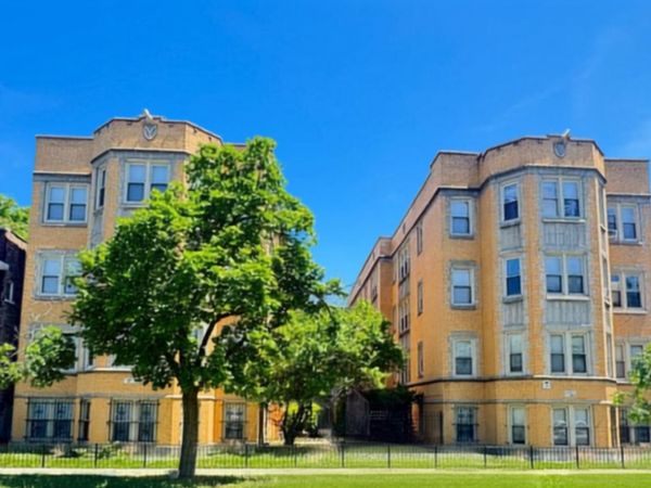 11027 S King Drive , Chicago, IL 60628
