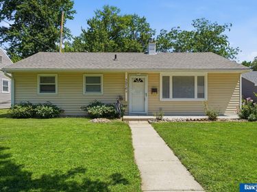 3976 Dunn Avenue, Lincoln, NE 68502