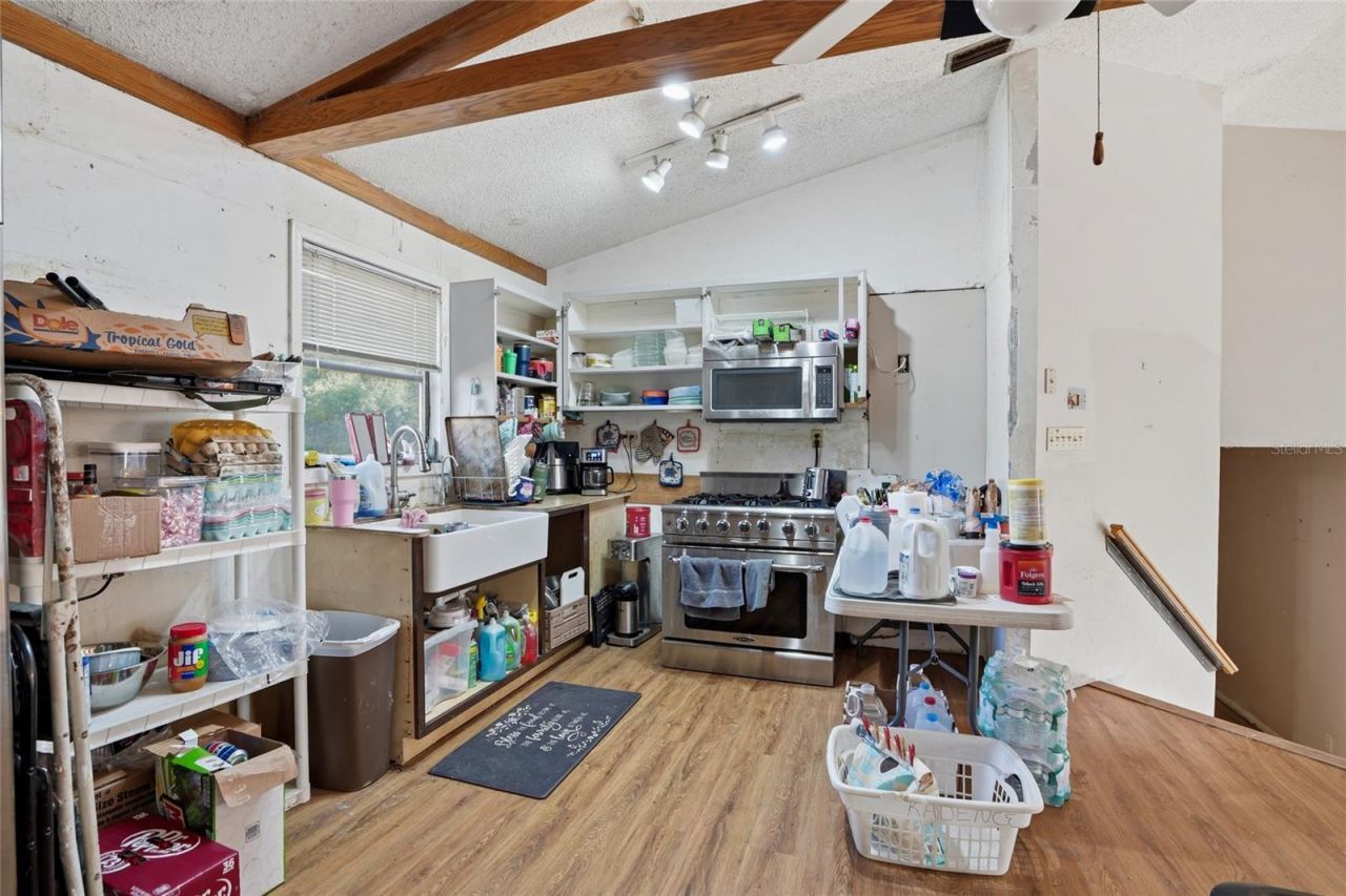 2347 Brookside Drive , Lutz, FL 33558 Photo