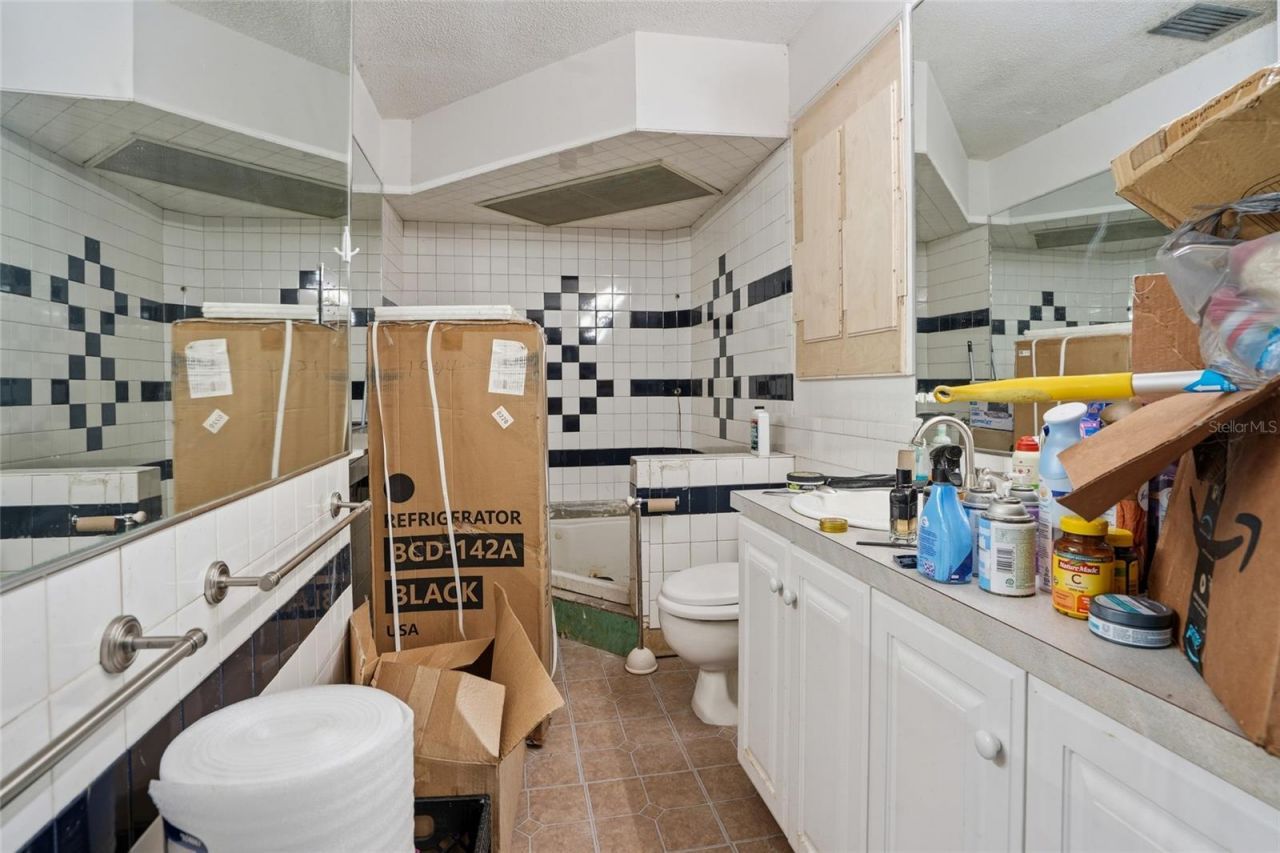 2347 Brookside Drive , Lutz, FL 33558 Photo