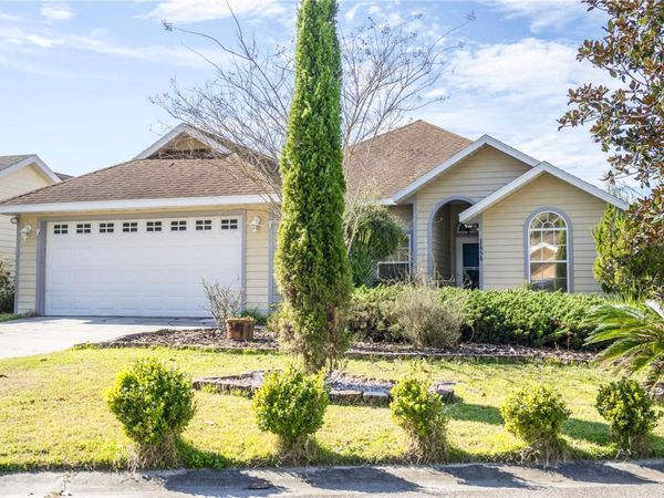 11774 NW 60TH DRIVE , ALACHUA, FL 32615