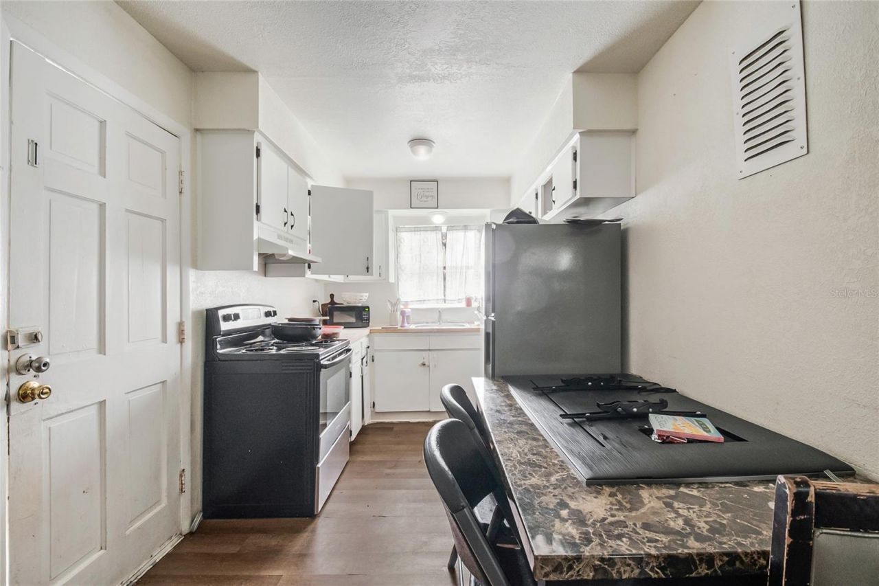 4135 Raleigh Street, Orlando, FL 32811 Photo