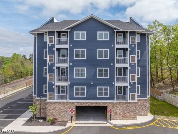 2 Flanders Rd 517, Unit 517, Netcong, NJ 07857