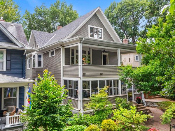 1200 Laurel Avenue, Saint Paul, MN 55104