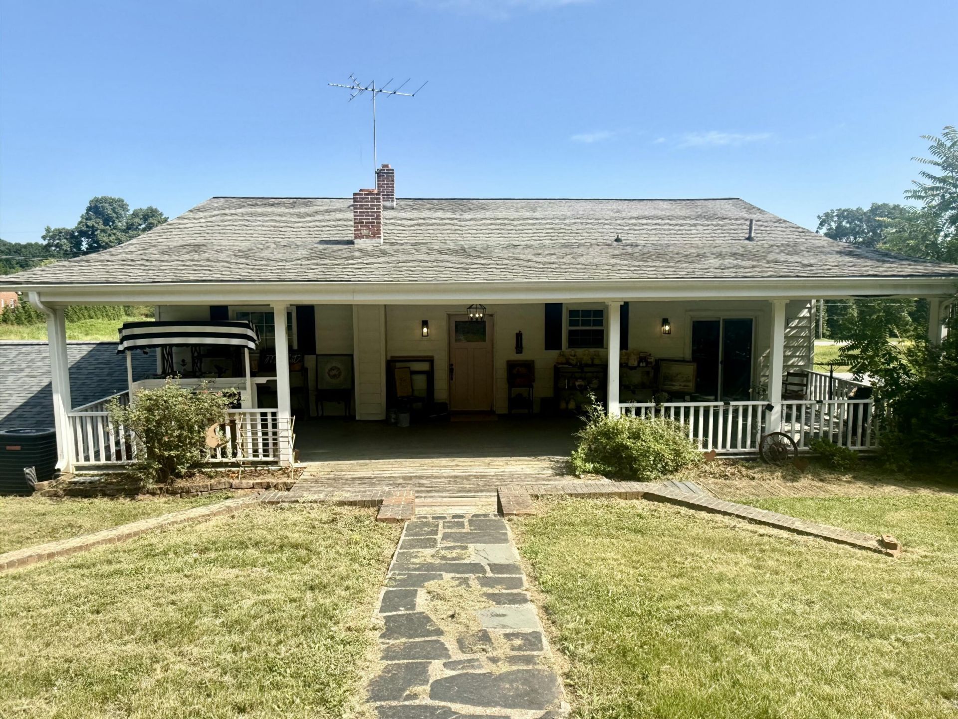 2770 W Lynchburg Salem, Bedford, VA 24523 Main Photo
