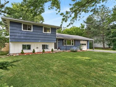 140 Summer Sky Drive, Rochester, NY 14623