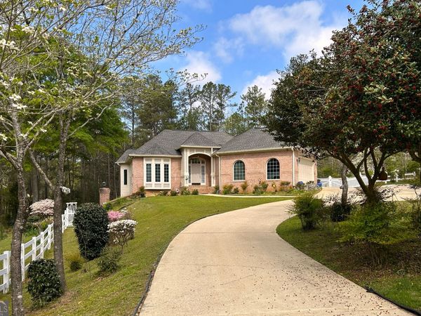 132 Sunny Point Circle, Lagrange, GA 30240