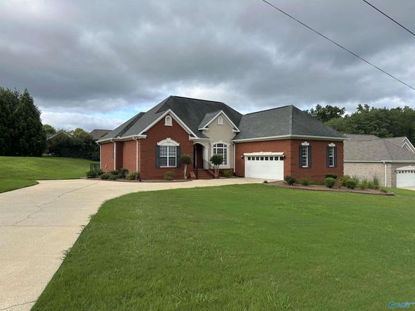 1290 River Run Road, Southside, AL 35907