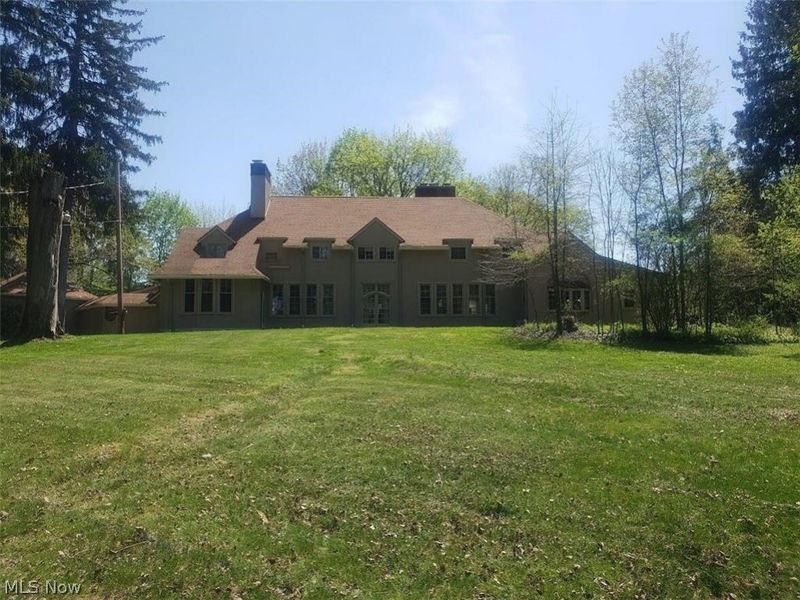 739 Cohasset Drive, Youngstown, OH 44511 Photo 2