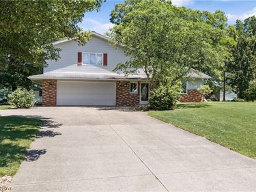 81 LeRue Street, Apple Creek, OH 44606