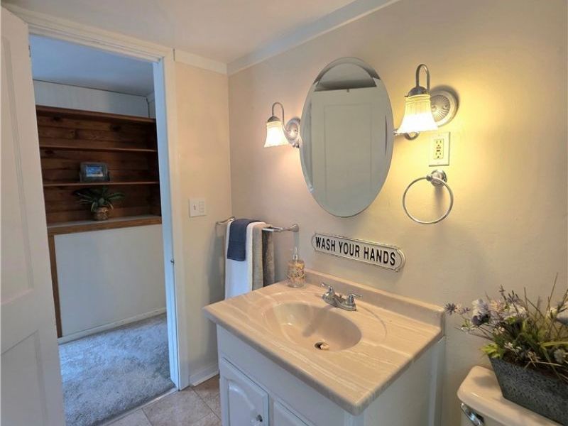 398 N Chillicothe Road, Aurora, OH 44202 Photo 19