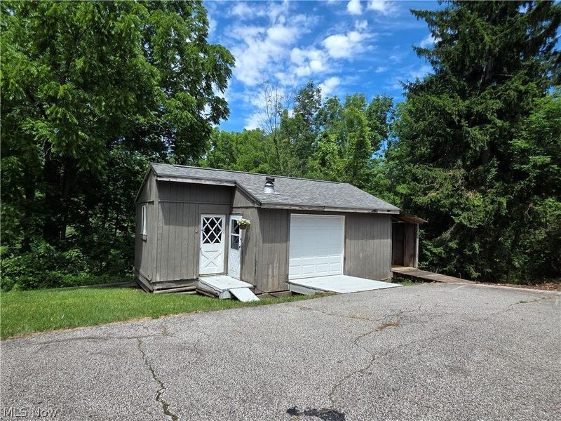 398 N Chillicothe Road, Aurora, OH 44202 Photo 36