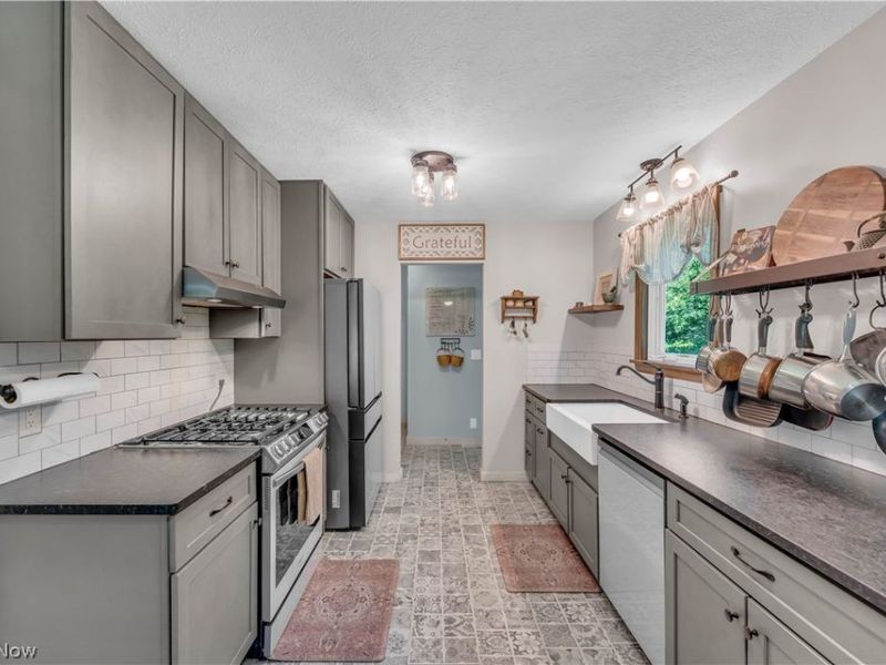 6827 Wooster Pike, Medina, OH 44256 Photo 20