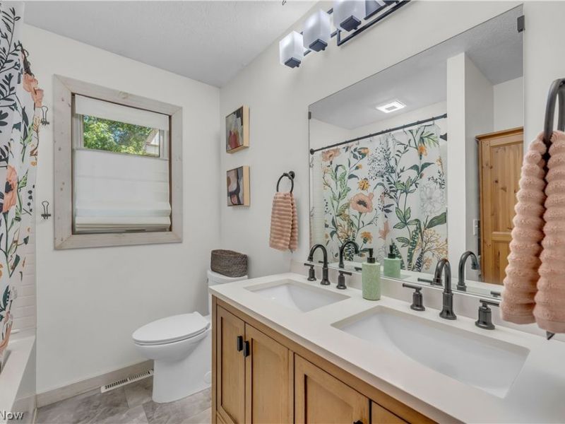 6827 Wooster Pike, Medina, OH 44256 Photo 29