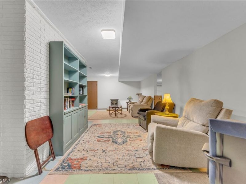 6827 Wooster Pike, Medina, OH 44256 Photo 33