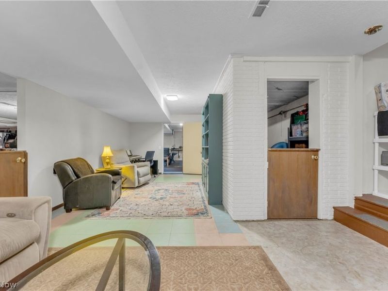 6827 Wooster Pike, Medina, OH 44256 Photo 34