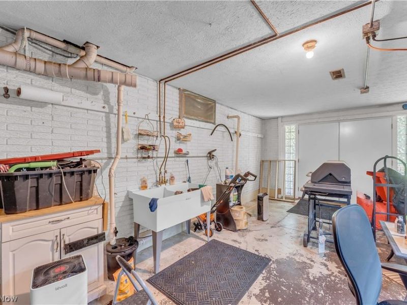 6827 Wooster Pike, Medina, OH 44256 Photo 38
