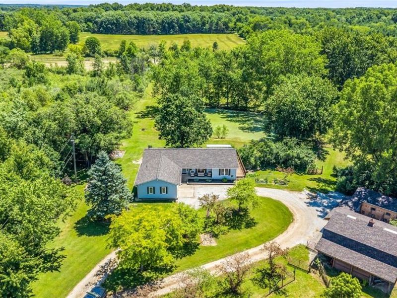 6827 Wooster Pike, Medina, OH 44256 Photo 7