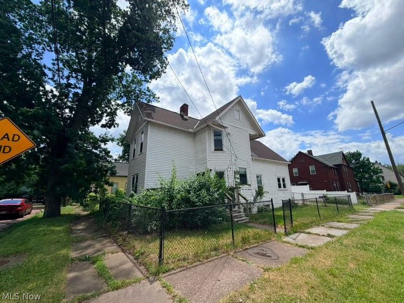 2982 E 67th Street, Cleveland, OH 44127 Photo 4