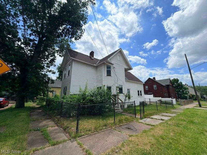 2982 E 67th Street, Cleveland, OH 44127 Photo 6